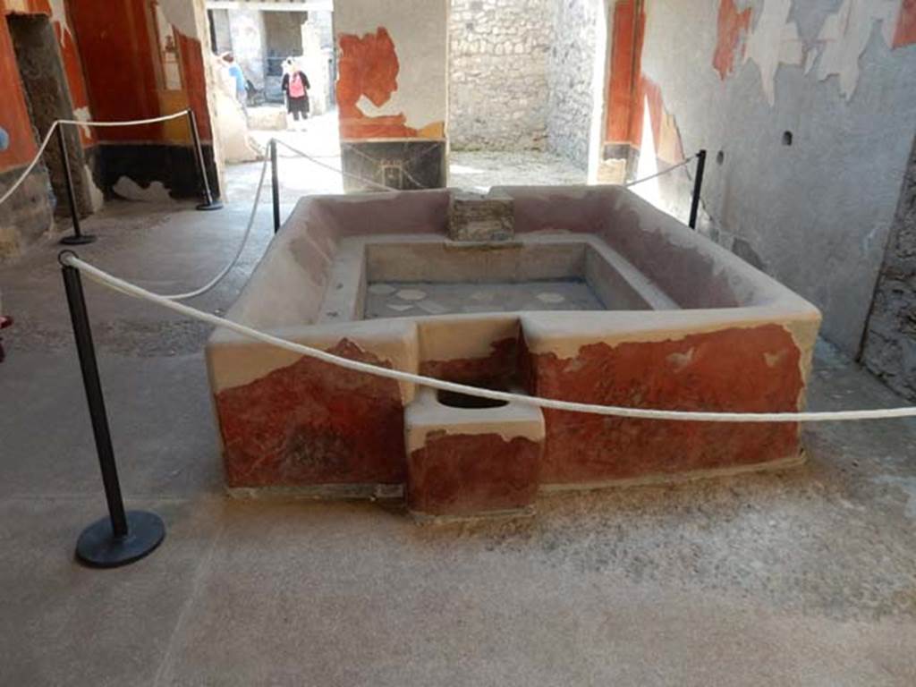 I.6.7 Pompeii. May 2016. Looking south across impluvium in atrium, converted into a vat for fullery use. Photo courtesy of Buzz Ferebee.
