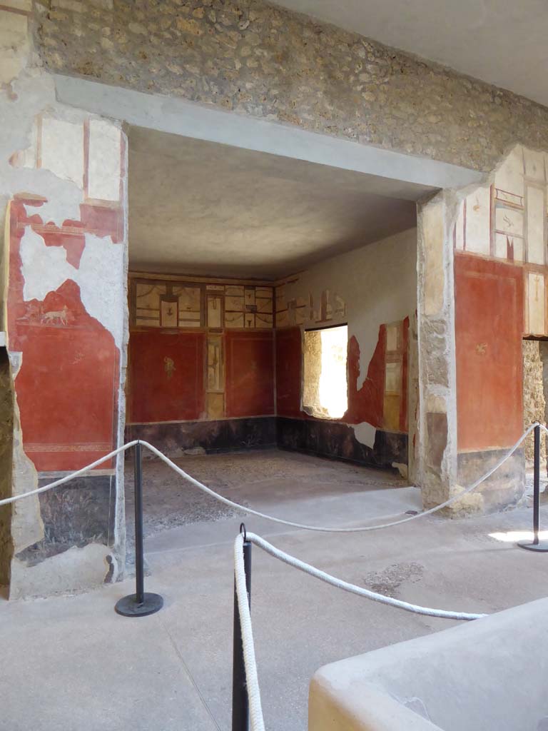 I.6.7 Pompeii. September 2015. Looking towards large oecus on east side of atrium.
Foto Annette Haug, ERC Grant 681269 DÉCOR.
