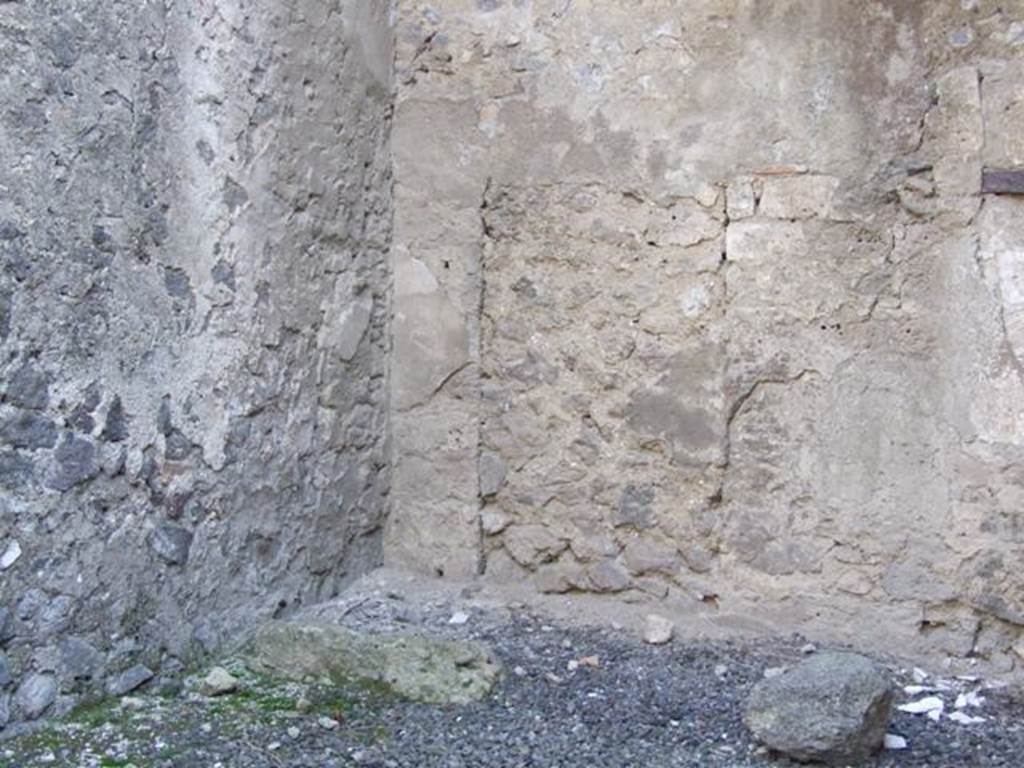 I.7.6 Pompeii. December 2007.  Blocked doorway in south-east corner.