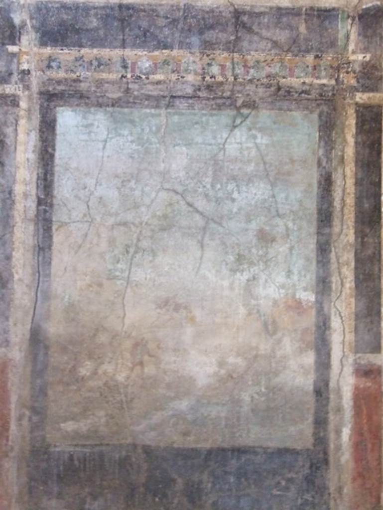 I.9.5 Pompeii. March 2009. Room 10, triclinium. North wall. Painting of the War under Troy or Seven against Thebes. See Bragantini, de Vos, Badoni, 1981. Pitture e Pavimenti di Pompei, Parte 1. Rome: ICCD. (p.97). See Berry J. (Ed.), 1998. Unpeeling Pompeii. Rome: Electa. (p.56, T67). According to Peters, the painting on the northern wall has nearly completely disappeared. See Peters, W.J.T. (1963): Landscape in Romano-Campanian Mural Paintings.The Netherland, Van Gorcum & Comp. (p.85)
