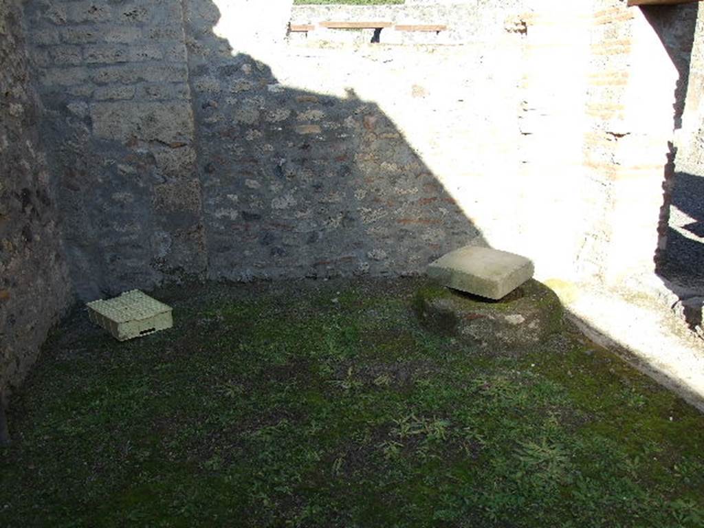 I.11.8 Cistern near north wall of garden.