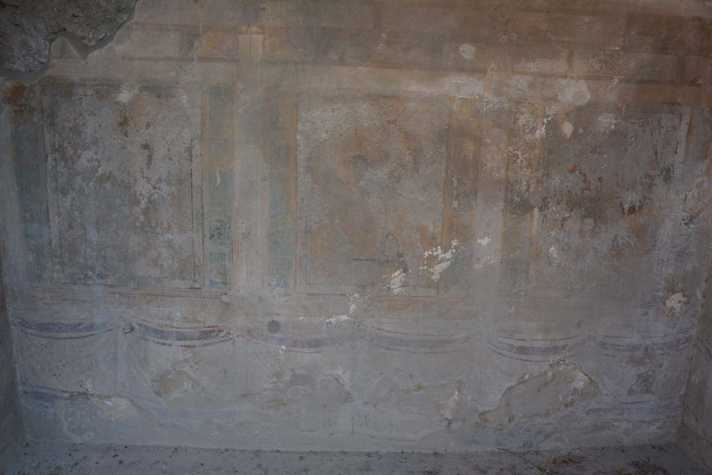 I.13.2 Pompeii. October 2019. East wall of second room on left (east) side of atrium
Foto Annette Haug, ERC Grant 681269 DÉCOR
