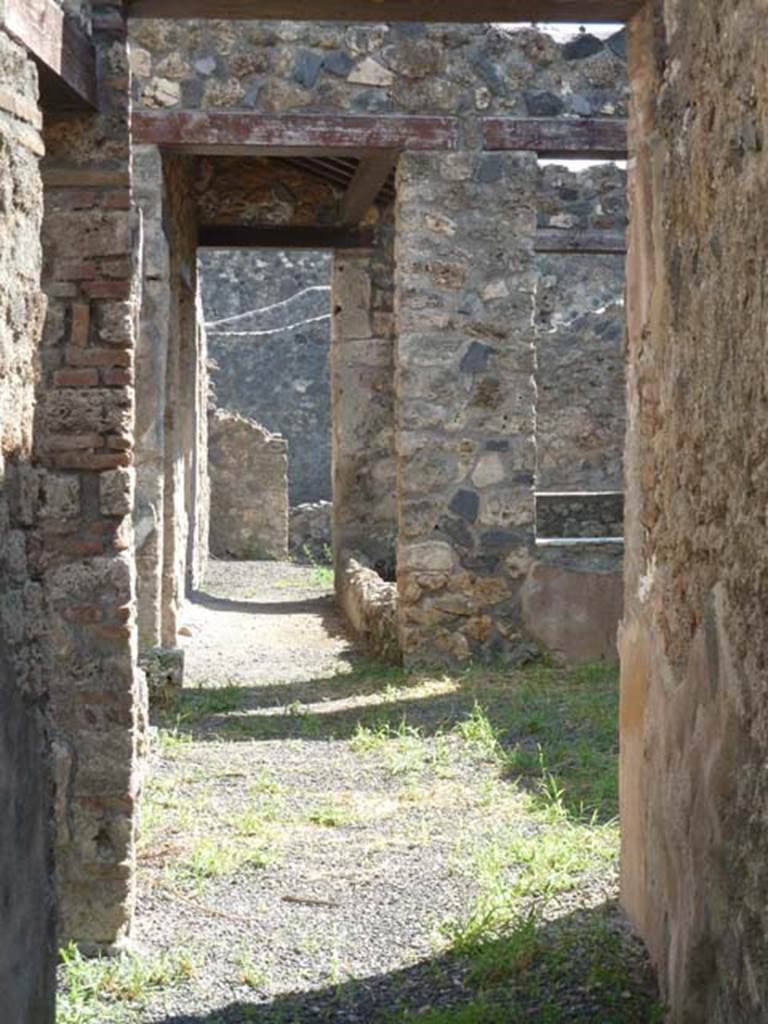 I.13.4 Pompeii. September 2015. Looking south towards atrium and garden area.