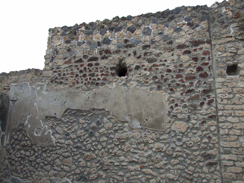 I.16.2 Pompeii. December 2007. North wall of large triclinium on west side of peristyle.