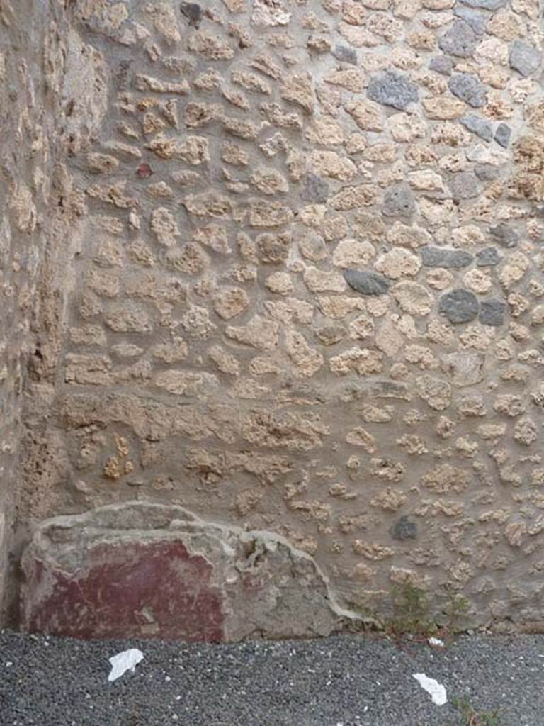 I.21.2 Pompeii. September 2015. North wall of cubiculum.