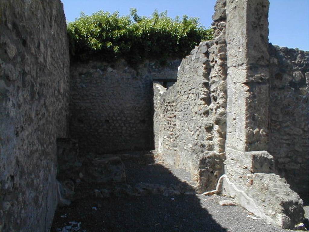 I.21.2 Pompeii. May 2005. North west corner.