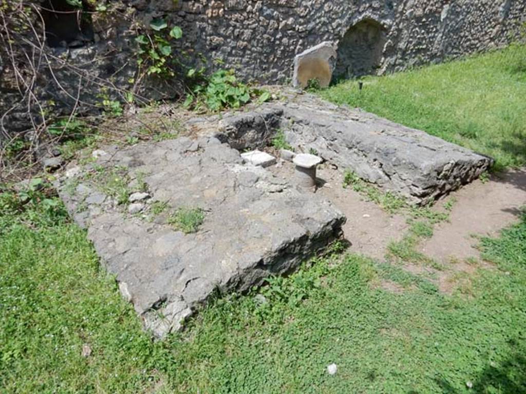 I.21.3 Pompeii. May 2015. Looking towards west wall with triclinium. Photo courtesy of Buzz Ferebee.