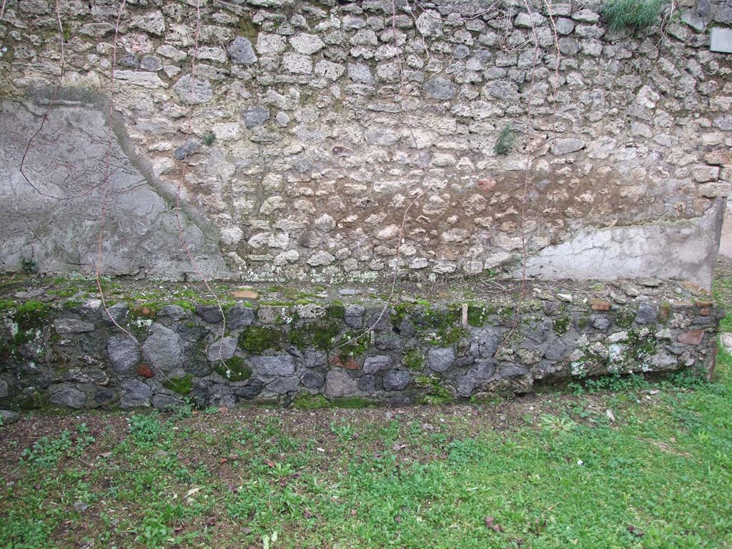 II.4.6 Pompeii. December 2006. Seating area in garden around base of baths building.