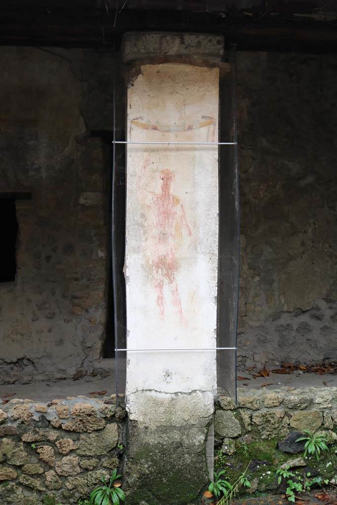 II.9.1 Pompeii.  December 2018.  
Painting of Bacchus on south face of column on the north side of the triclinium.
Photo courtesy of Aude Durand.
