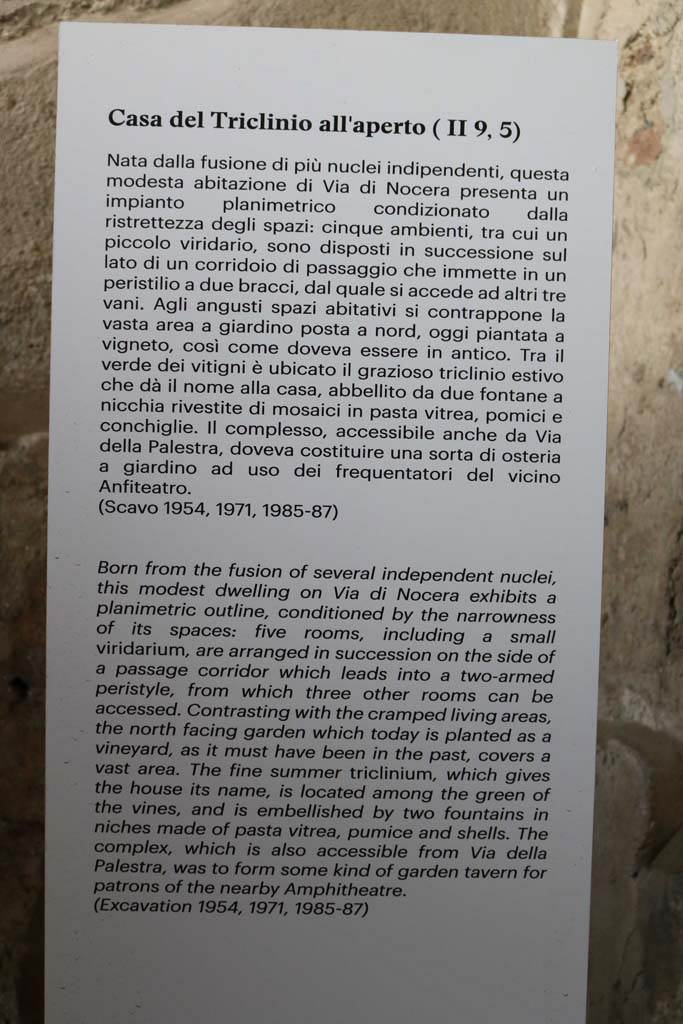 II.9.5 Pompeii. December 2018. Display information notice. Photo courtesy of Aude Durand.