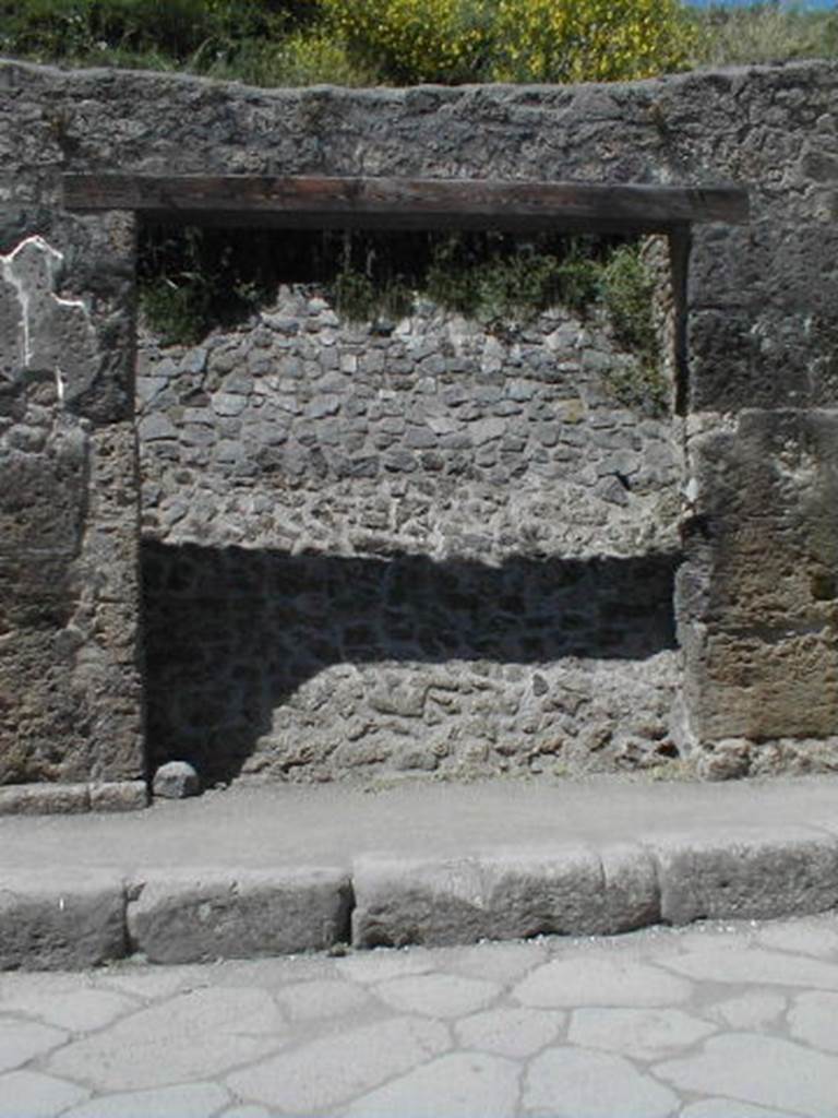 III.1.4 Pompeii. May 2005. Entrance doorway, partly excavated.