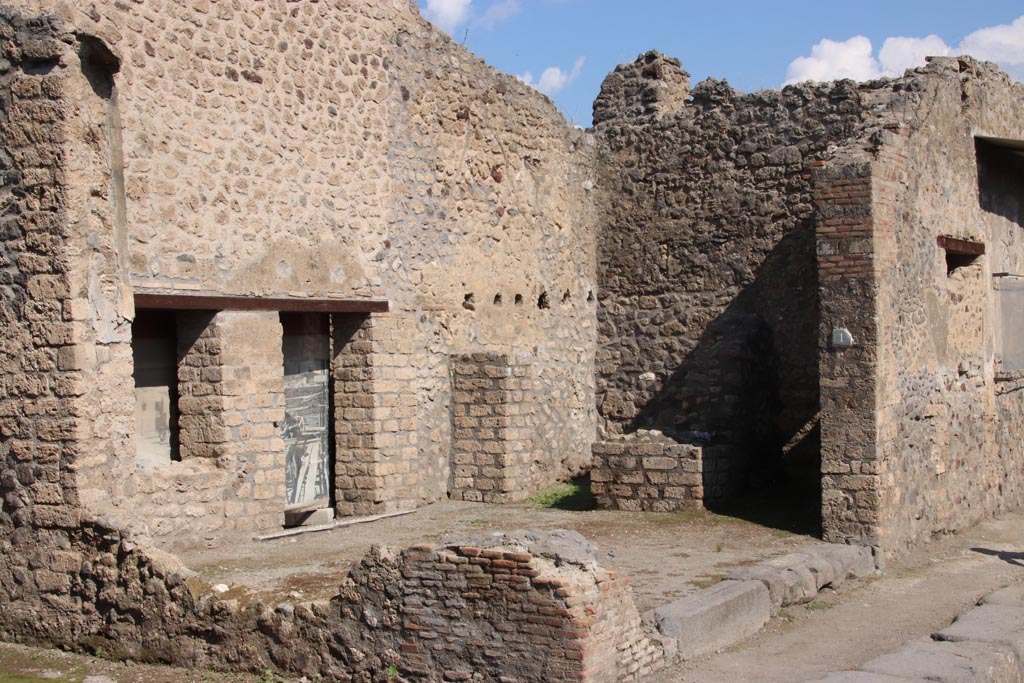 III.4.1 Pompeii. October 2022. Looking north-east towards restored workshop. Photo courtesy of Klaus Heese