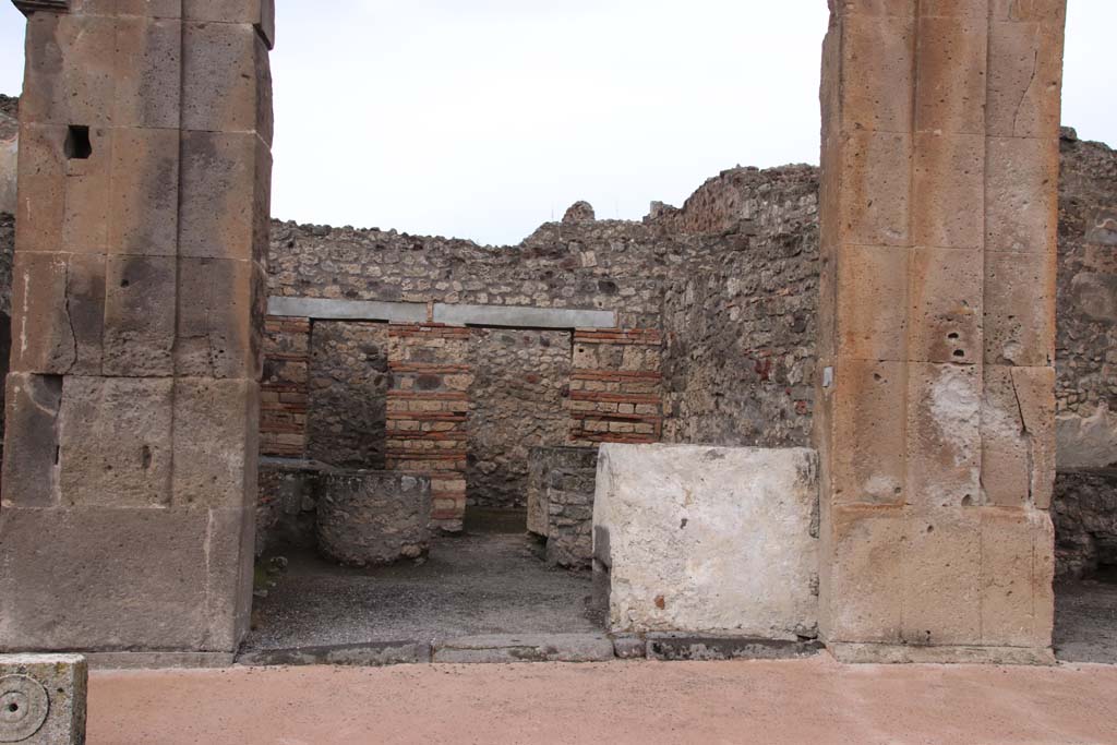 V.1.4 Pompeii. October 2020. Looking towards entrance on north side of Via di Nola. Photo courtesy of Klaus Heese.