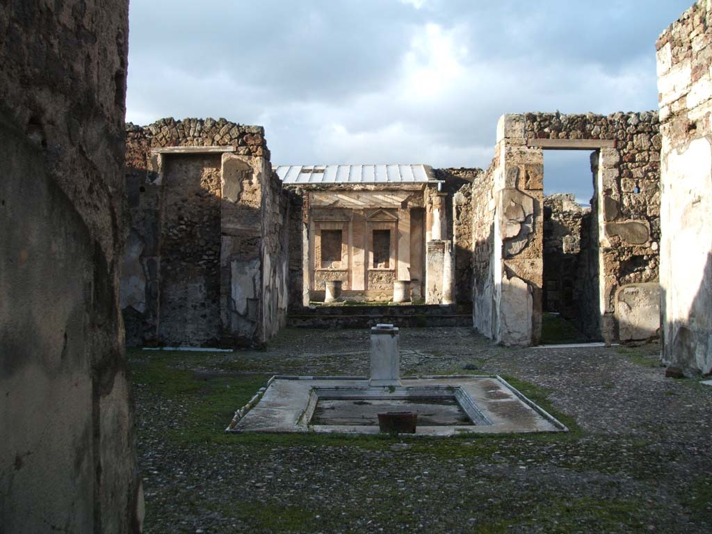 V.1.7 Pompeii. October 2020. Room 1, looking across impluvium in atrium. Photo courtesy of Klaus Heese. 