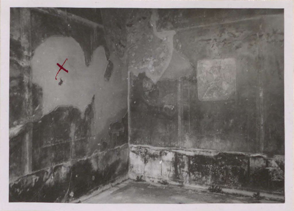 V.1.8 Pompeii. Pre-1943. Looking towards north-west corner of exedra “o”.
According to Warscher, -
“x” marks the spot on the west wall where the painting of Danae holding the child Perseus, was removed and transferred to the museum.
See Warscher, T. 1942. Catalogo illustrato degli affreschi del Museo Nazionale di Napoli. Sala LXXXII. Vol.4. Rome, Swedish Institute, p.38, no.9.

