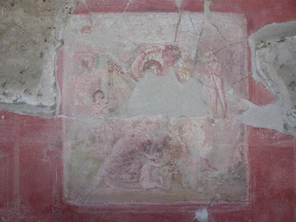 V.1.18 Pompeii. May 2012. Exedra “o”, wall painting from central panel on north wall showing Venus at her toilette.  Photo courtesy of Buzz Ferebee. 
