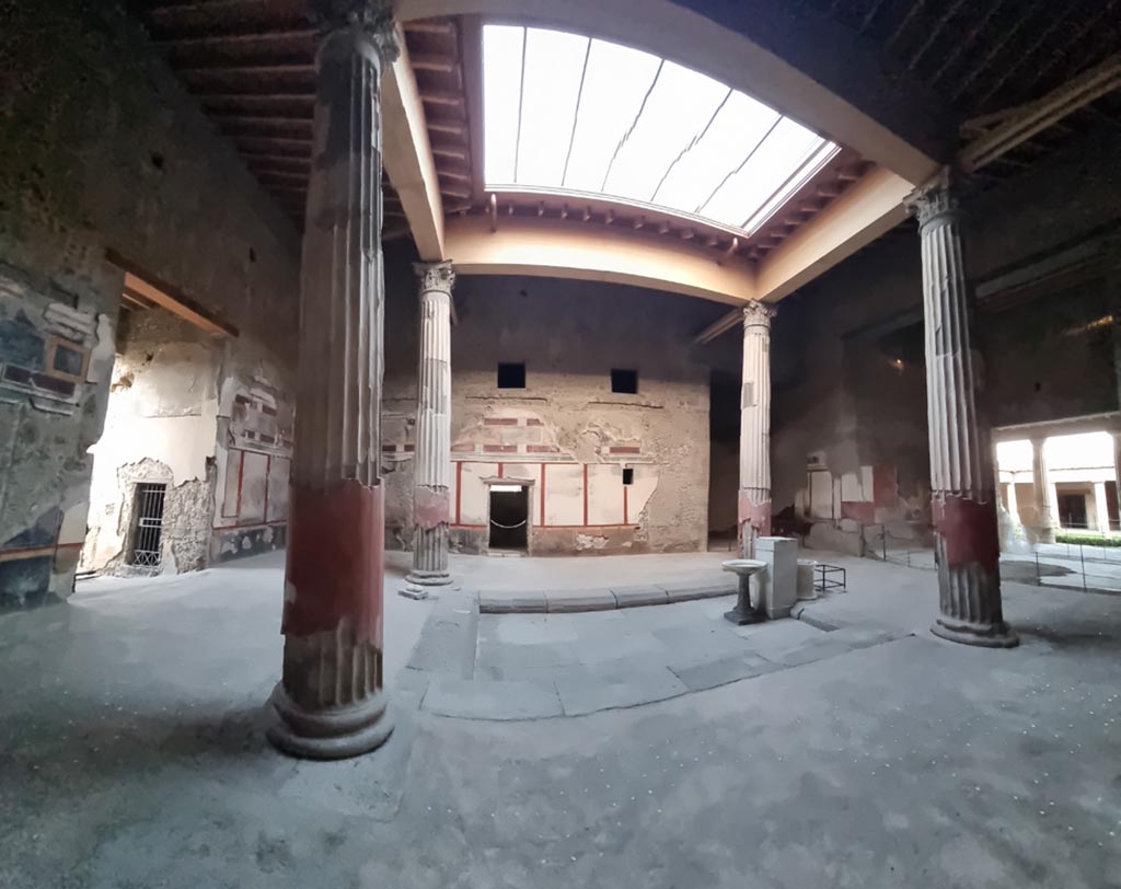 V.2.i Pompeii. December 2023. Looking east from west side of atrium. Photo courtesy of Miriam Colomer.