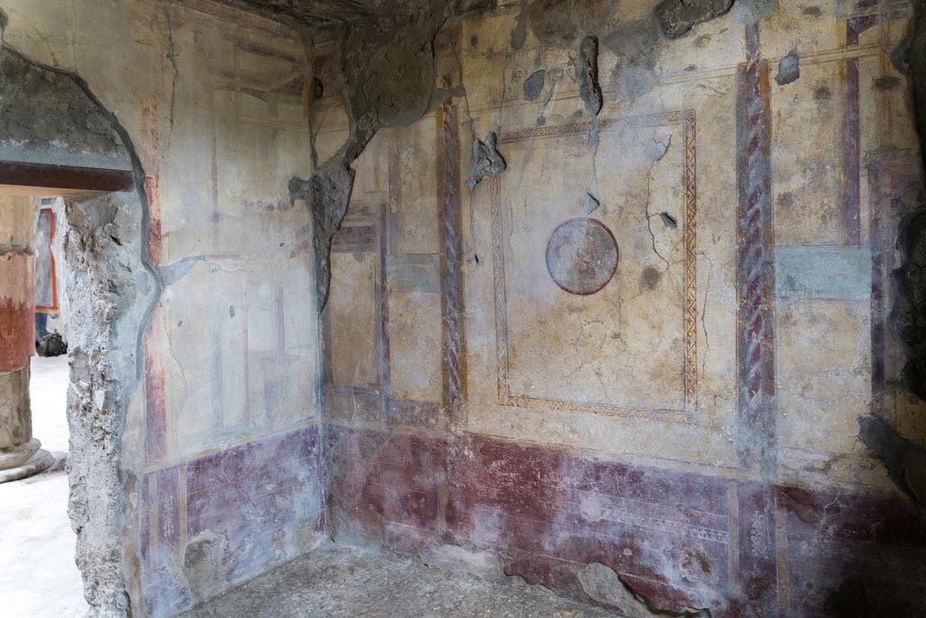 V.2.i Pompeii. March 2023. 
Room 5, looking towards lower south-east corner. Photo courtesy of Johannes Eber.
