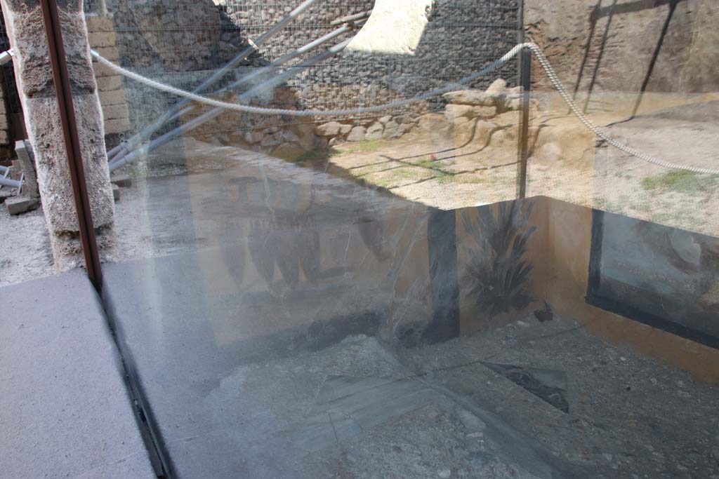 V.3, Pompeii. September 2021. Looking south-east towards counter in bar-room. Photo courtesy of Klaus Heese.