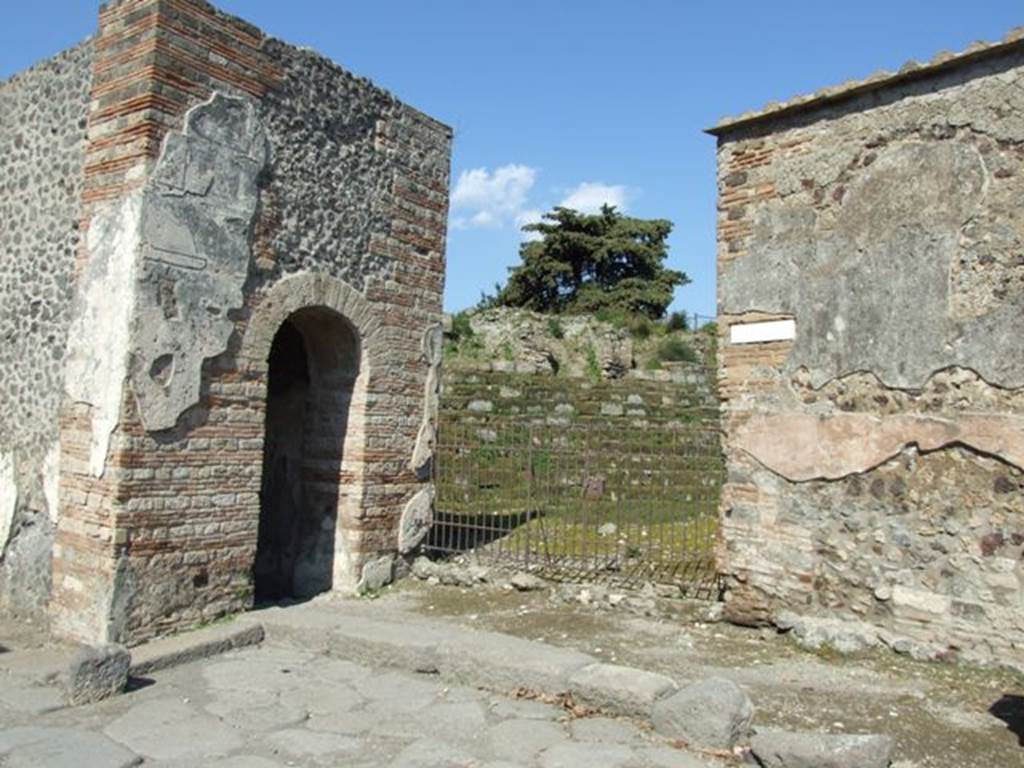 VI.1.1 Pompeii.  March 2009.  Entrance.