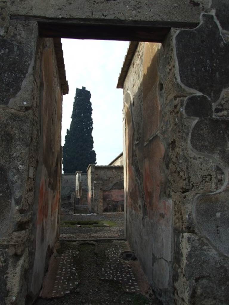 VI.2.22 Pompeii. December 2007.   Entrance  fauces.  