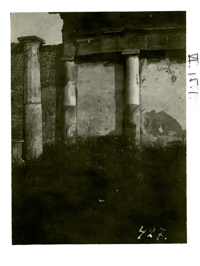 VI.5.5 Pompeii but shown as VI.15.1 on photo. VI.15.1 Pompeii. Pre-1937-39. 
South wall of peristyle with half-columns.
Photo courtesy of American Academy in Rome, Photographic Archive. Warsher collection no. 427.

