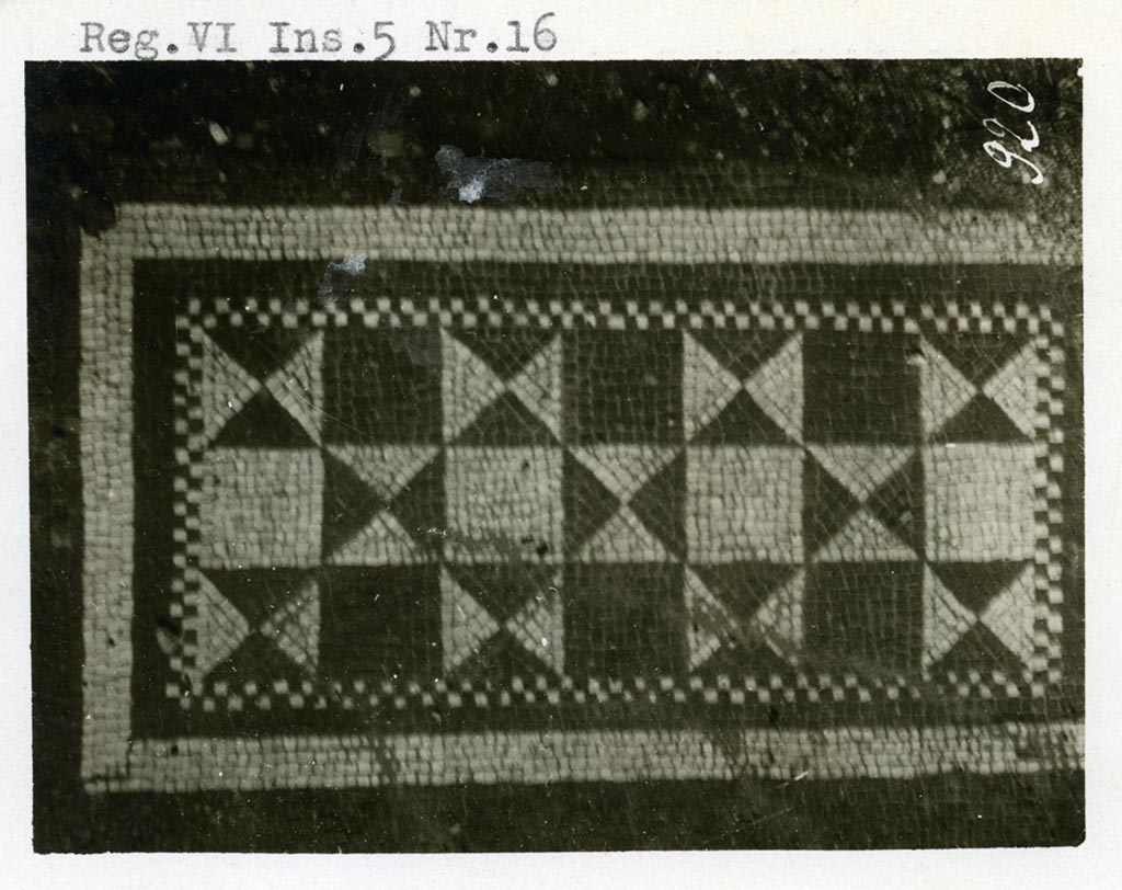 Mystery photo –
VI.5.16 Pompeii, according to Warsher. Pre-1937-39. Mosaic.
Photo courtesy of American Academy in Rome, Photographic Archive. Warsher collection no. 920.
