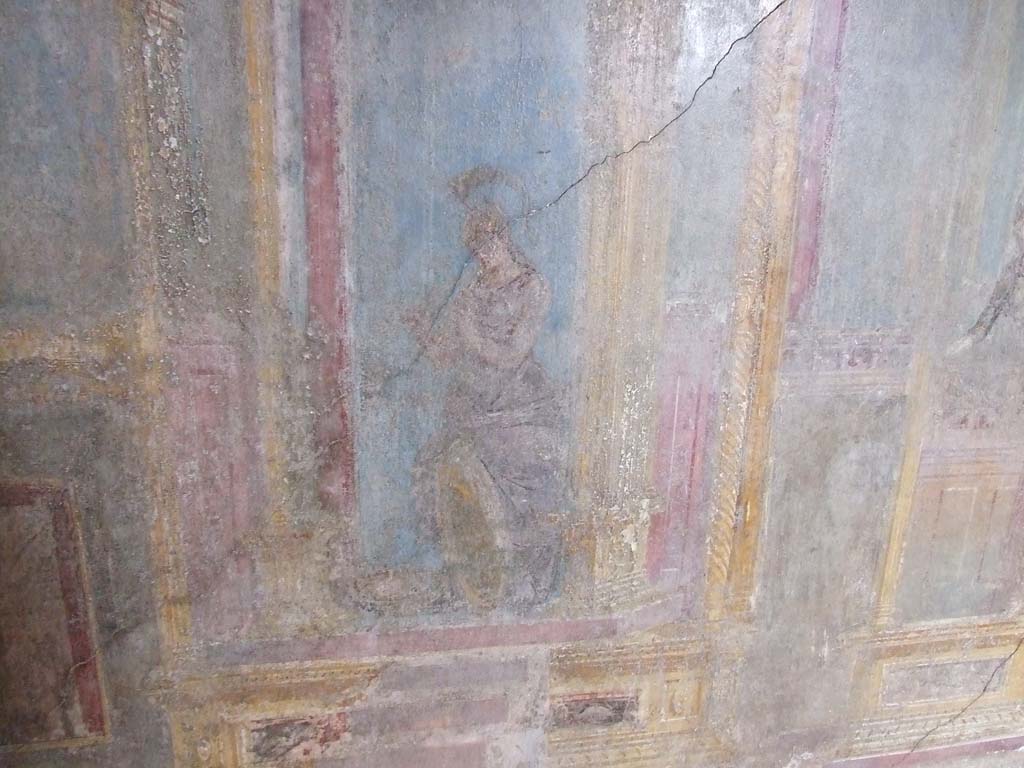 VI.7.23 Pompeii. December 2006. Cubiculum. North wall at west end. Athena briefly playing the double flute.
See Caso L., in Rivista di Studi Pompeiani III, 1989, p. 112.
