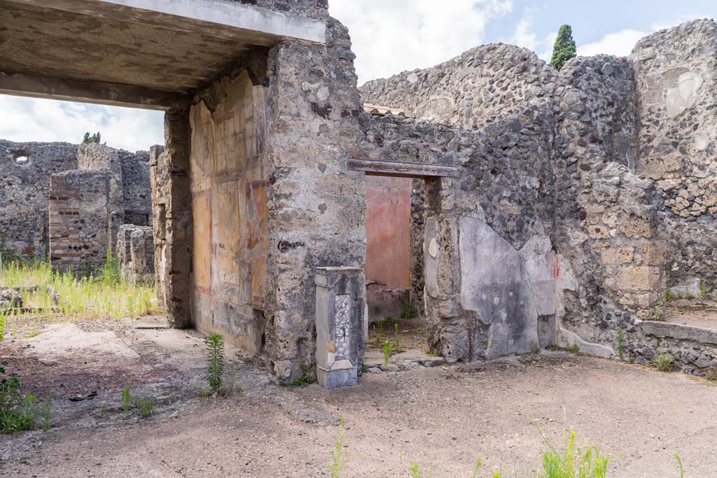 VI.7.23 Pompeii. July 2021. Looking north-west across atrium. Photo courtesy of Johannes Eber.