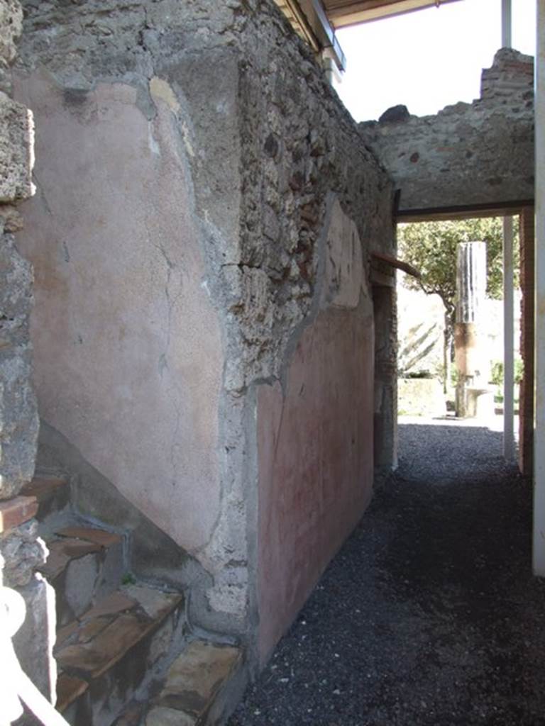 VI.9.6 Pompeii.  March 2009.  Room 10.  Corridor and stairs.