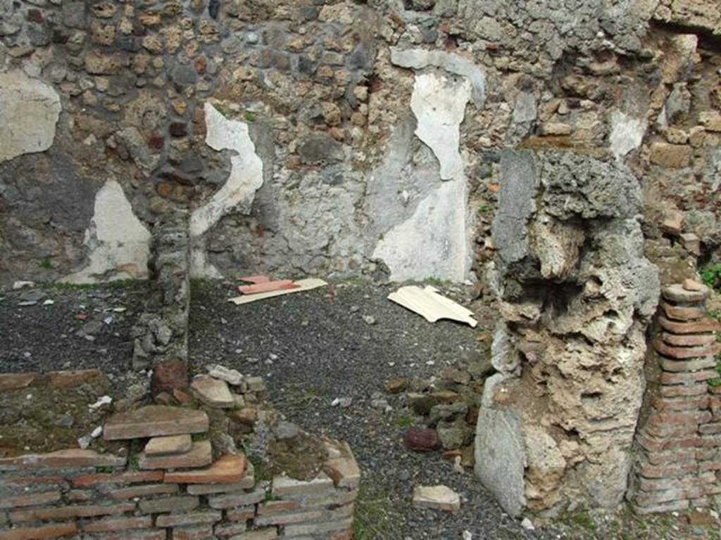 VI.9.7 Pompeii. March 2009. Doorway to room 17, cubiculum.