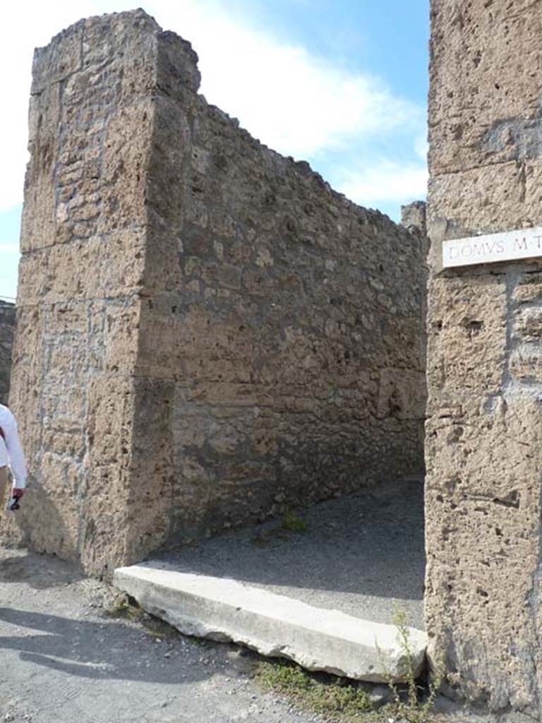 VI.13.6 Pompeii. September 2015. Entrance doorway.