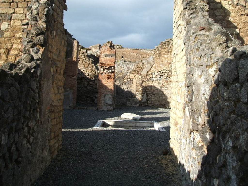 VI.14.5 Pompeii. December 2007. Looking north from entrance corridor towards atrium.