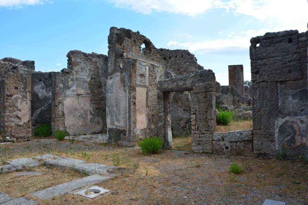 VI.14.12 Pompeii. October 2020. East ala, on left, and other rooms on east side of atrium. Photo courtesy of Klaus Heese.