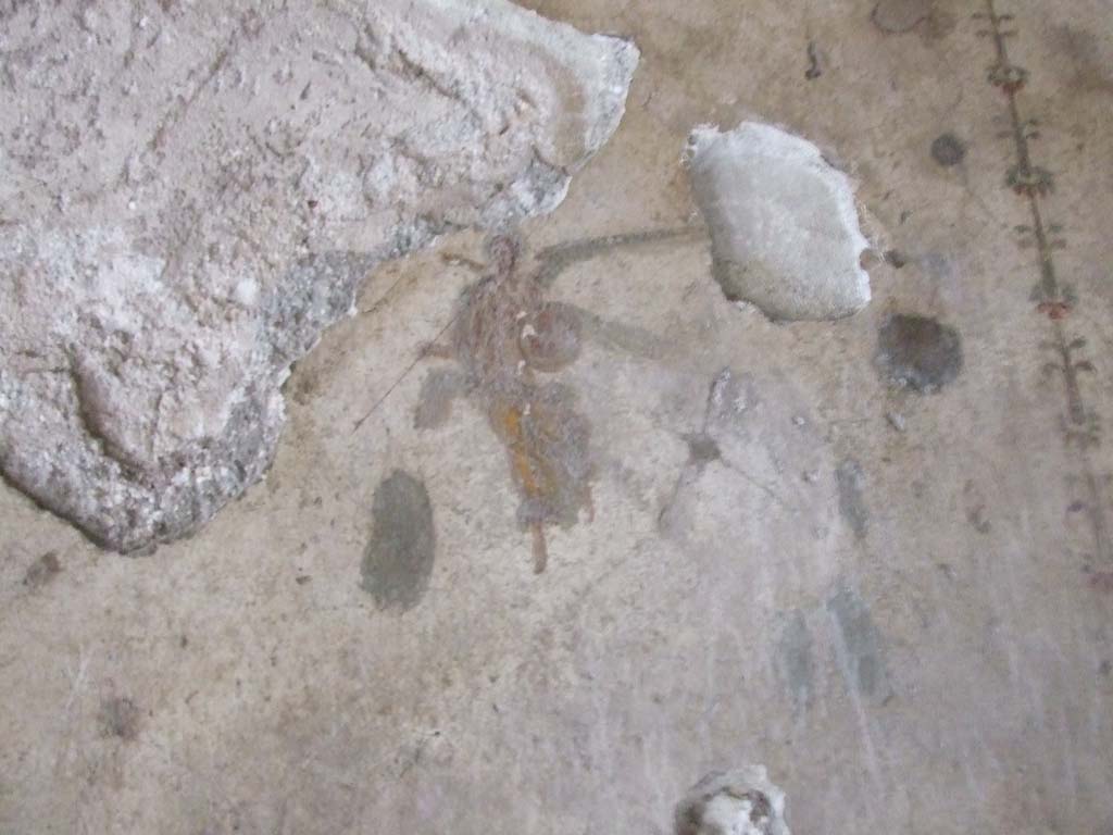 VI.15.1 Pompeii. December 2006. Detail of painted figures in bedroom to the south of atrium.
