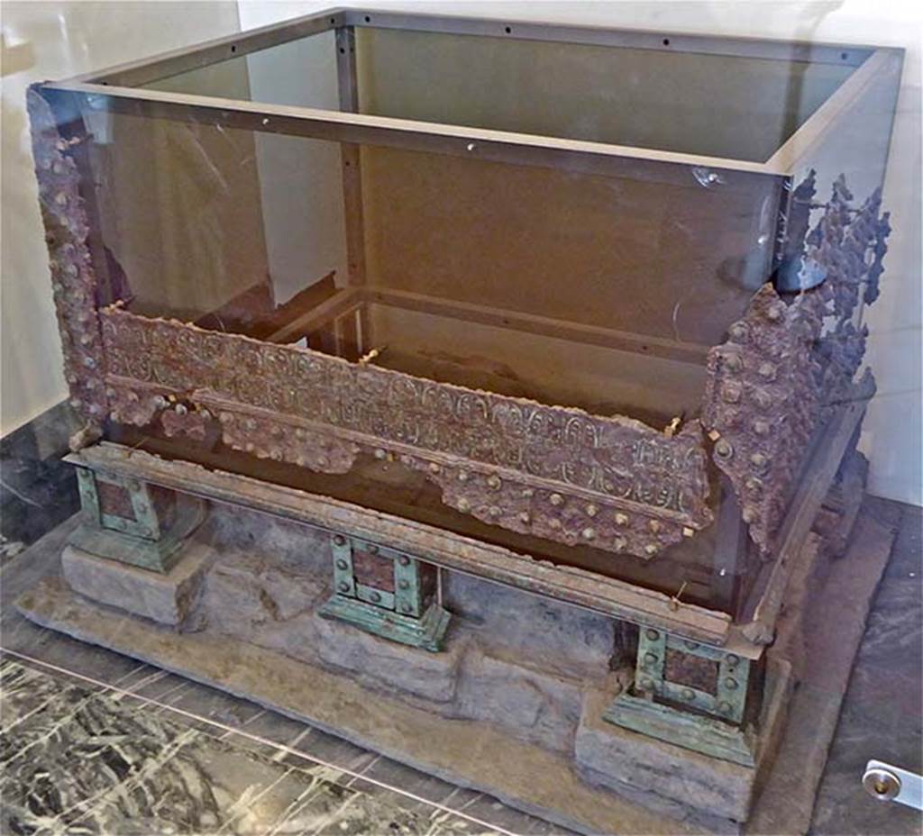VI.15.1 Pompeii. October 2014. Restored iron and bronze strongbox or safe from south side of atrium. Now in Naples Archaeological Museum. Photo courtesy of Michael Binns.
