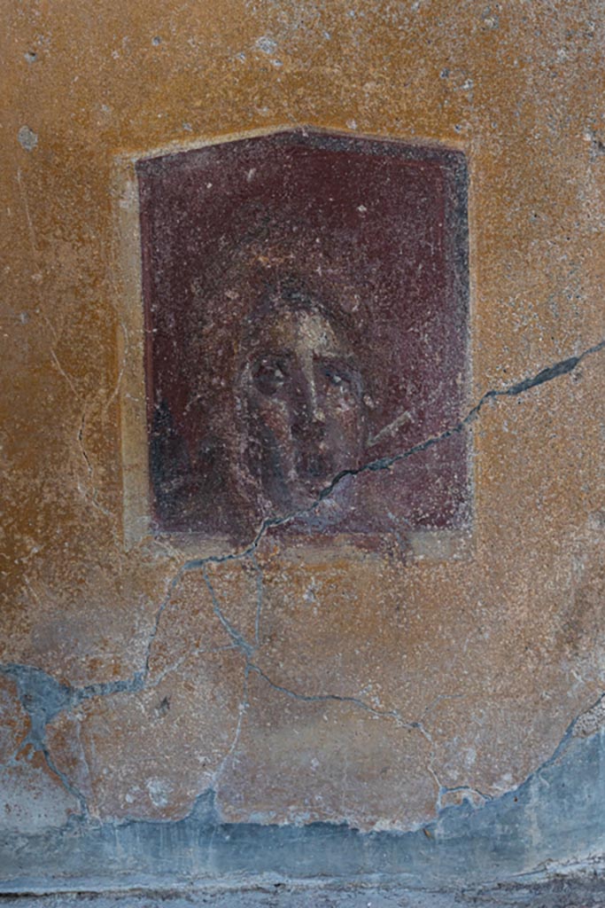 VI.16.15 Pompeii. May 2015. Doorway to room E, on west side of atrium. Photo courtesy of Buzz Ferebee.
