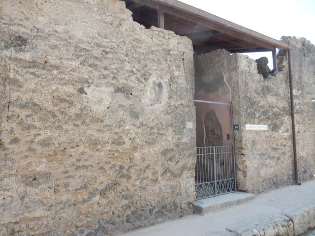 VII.1.40 Pompeii. May 2017. Looking towards entrance doorway on south side of Via degli Augustali. Photo courtesy of Buzz Ferebee. 
