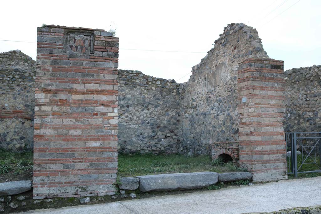 VII.2.2, Pompeii December 2018. Looking north-west from Via Stabiana. Photo courtesy of Aude Durand.
