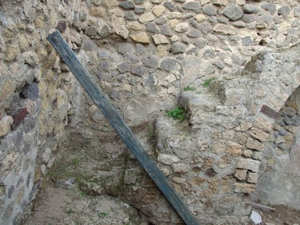 VII.2.7 Pompeii. December 2007. Steps of masonry staircase to upper floor.