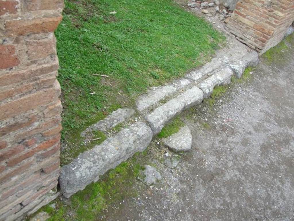 VII.2.7 Pompeii. December 2007. Threshold or sill.