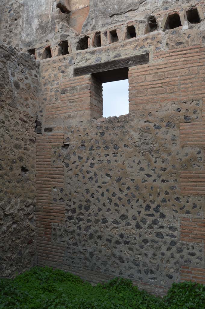 VII.2.18 Pompeii. October 2017. 
Room 9, looking towards north wall, and upper floor belonging to separate dwelling at VII.2.19.
Foto Taylor Lauritsen, ERC Grant 681269 DÉCOR.
