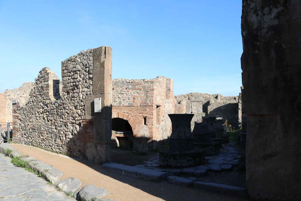 VII.2.22 Pompeii. April 2014. Looking east from entrance to bakery. Photo courtesy of Klaus Heese.