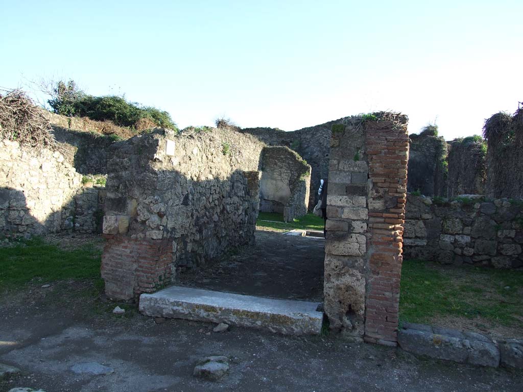 VII.3.6 Pompeii. October 2020. Looking south along entrance corridor to atrium. Photo courtesy of Klaus Heese.

