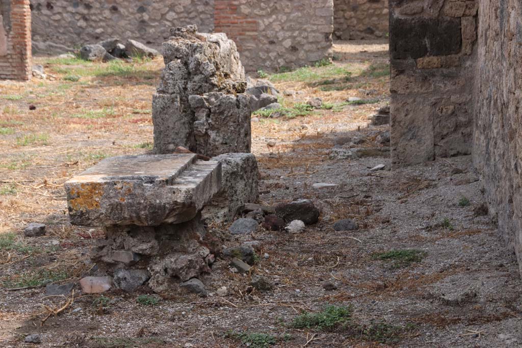 VII.3.13 Pompeii. September 2021. Remaining structure near west wall, looking south. Photo courtesy of Klaus Heese.