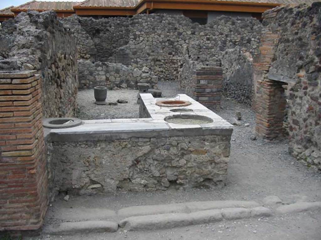 VII.4.4 Pompeii. May 2003. Entrance. Photo courtesy of Nicolas Monteix.