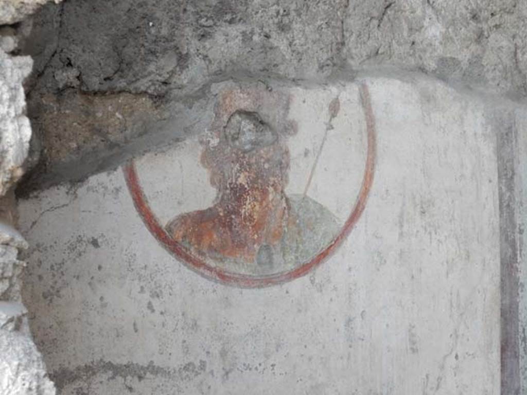 VII.4.48 Pompeii. May 2015. Room 14, medallion painting of Zeus on south wall of cubiculum at east end.   Photo courtesy of Buzz Ferebee.
