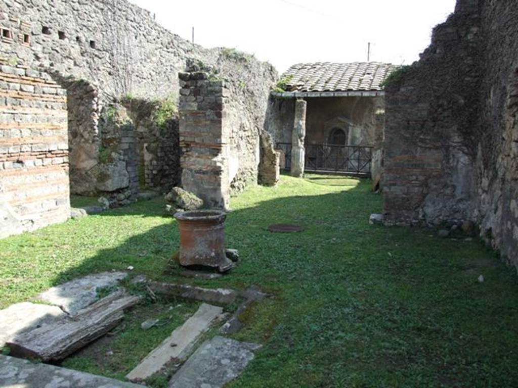 VII.4.56 Pompeii.  March 2009.  Room 1. Atrium.  Looking south east.