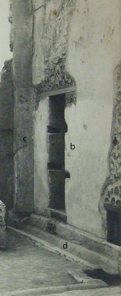 VII.6.3 Pompeii. Detail from Notizie degli Scavi, 1910, fig.2, p.443. 
Doorway with lava threshold and two crossbars of wood (fig.2 b).
On the right is the window at soil-level. 

