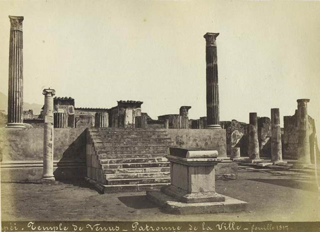 VII.7.32 Pompeii. Late 19th century photo by Mauri, no 003. Altar and Temple podium. Photo courtesy of Rick Bauer.